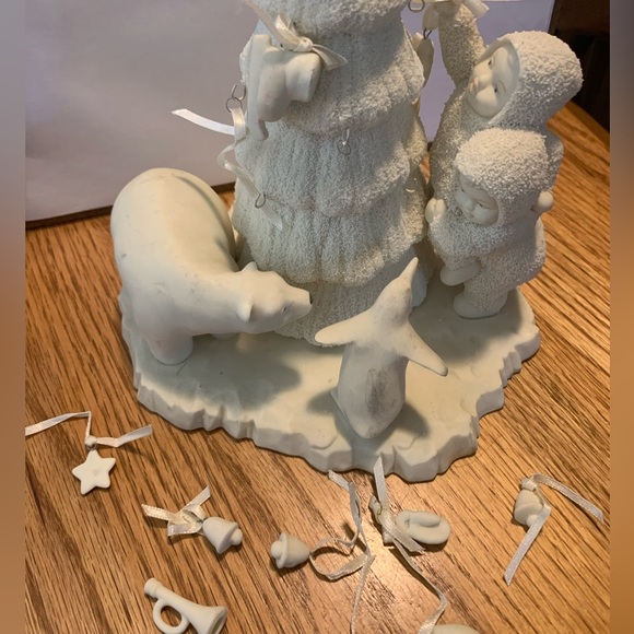 Dept 56 Snowbabies "LIFT ME HIGHER, I CAN'T REACH" - Picture 3 of 8